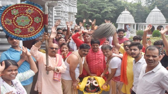 Deva Snana Purnima: बोकारो में भगवान जगन्नाथ का महास्नान संपन्न, अब 15 दिन एकांतवास में रहेंगे महाप्रभु
